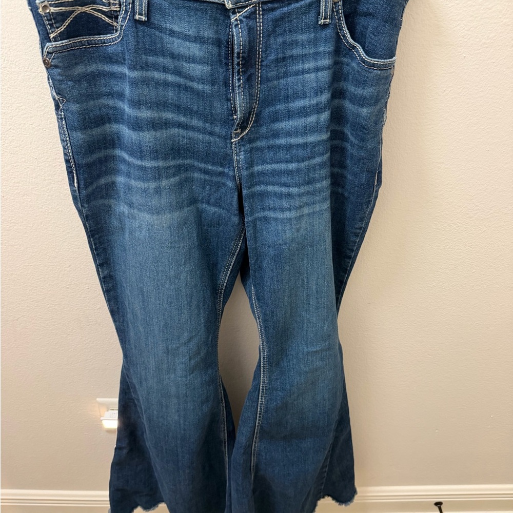 Ariat Women's Flare Jeans in Blue